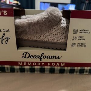 Dearfoams Cream Knit Slippers with Faux Fur